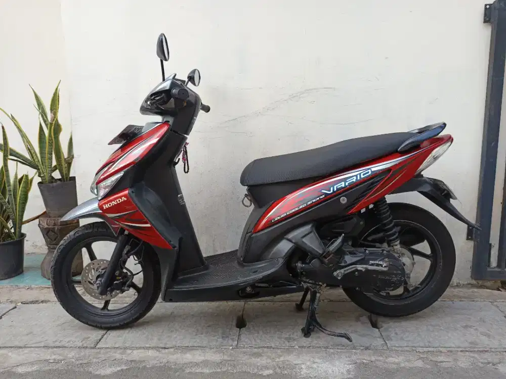 Honda vario cw 2012 lengkap bagus