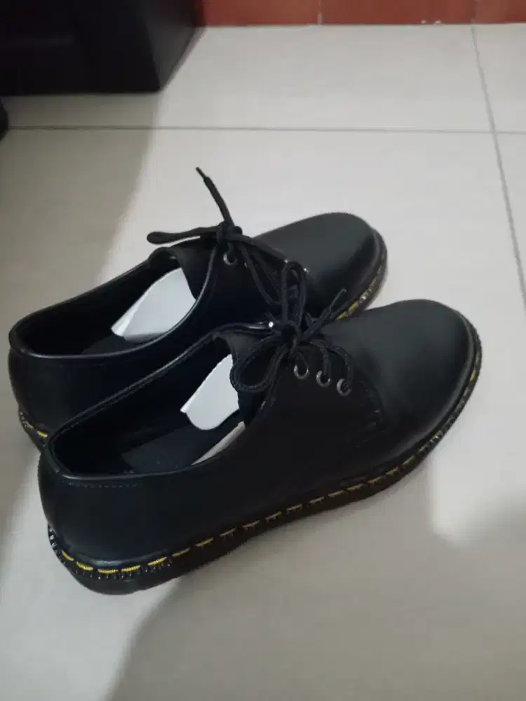 Portee goods derby ukuran 43
