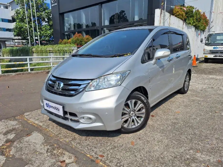 DP Murah Honda Freed  1.5 E Bensin-AT 2014