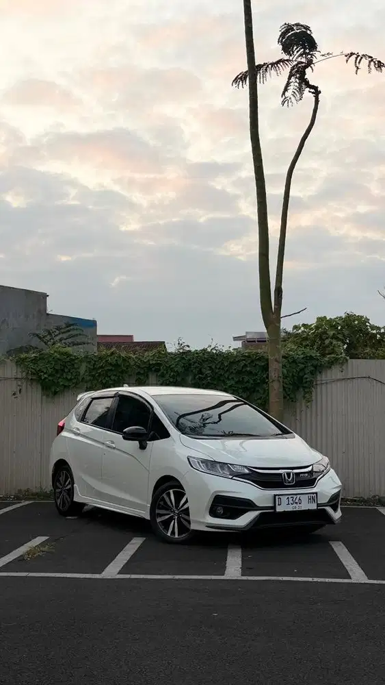 Honda Jazz GK5 2019 White Pearl
