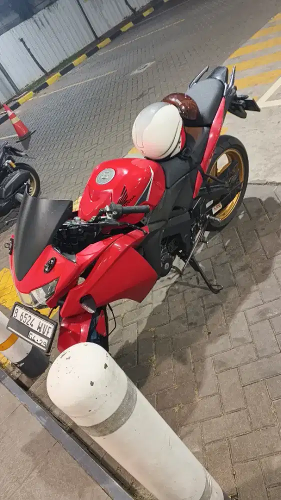 Honda CBR 150 R CBU Thailand KPP tahun 2013