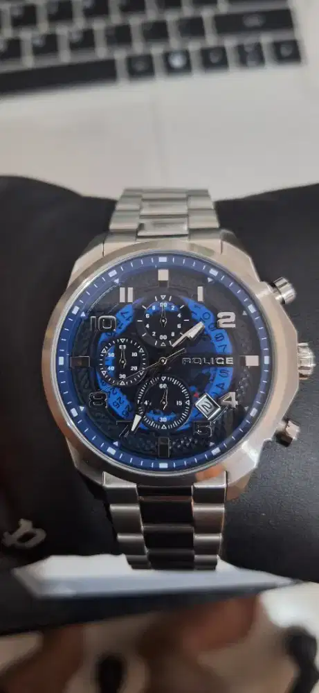 Jam Tangan Police