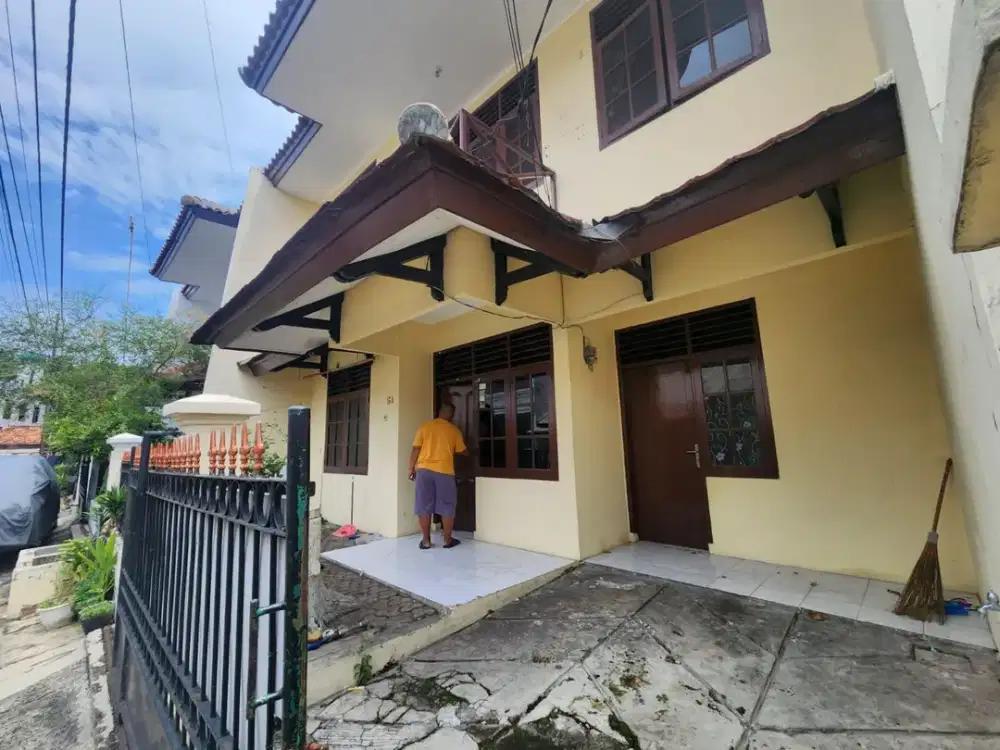 Dijual Rumah di Kayu Putih 2 Lantai Siap Huni Minimalist