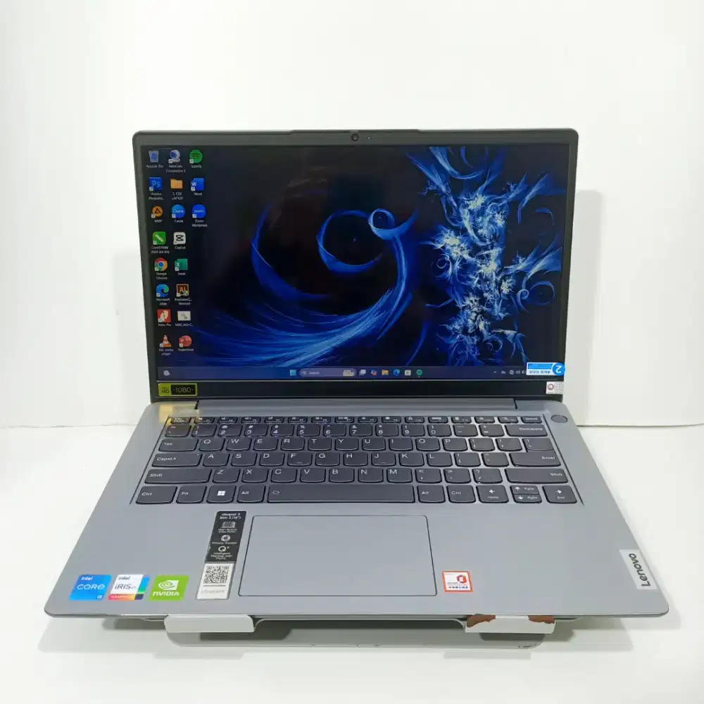 LAPTOP LENOVO IDEAPAD SLIM 3