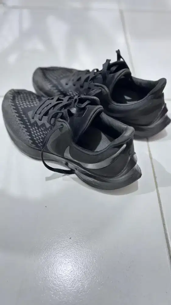 Preloved Nike Zoom
