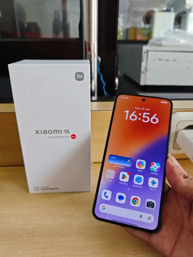 Xiaomi 15 5G RAM 12/512GB Fullshet Bergaransi