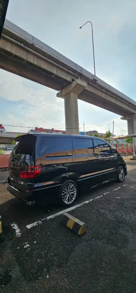 Toyota Alphard 2008 Hitam kondisi bagus terawat