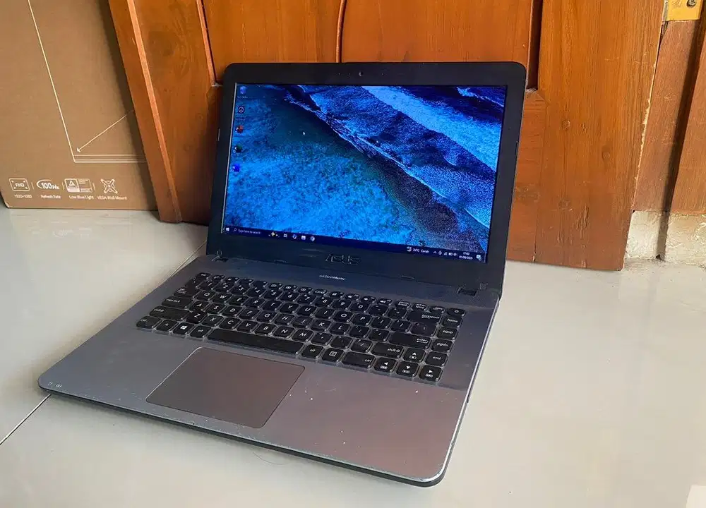 Laptop Asus X441N