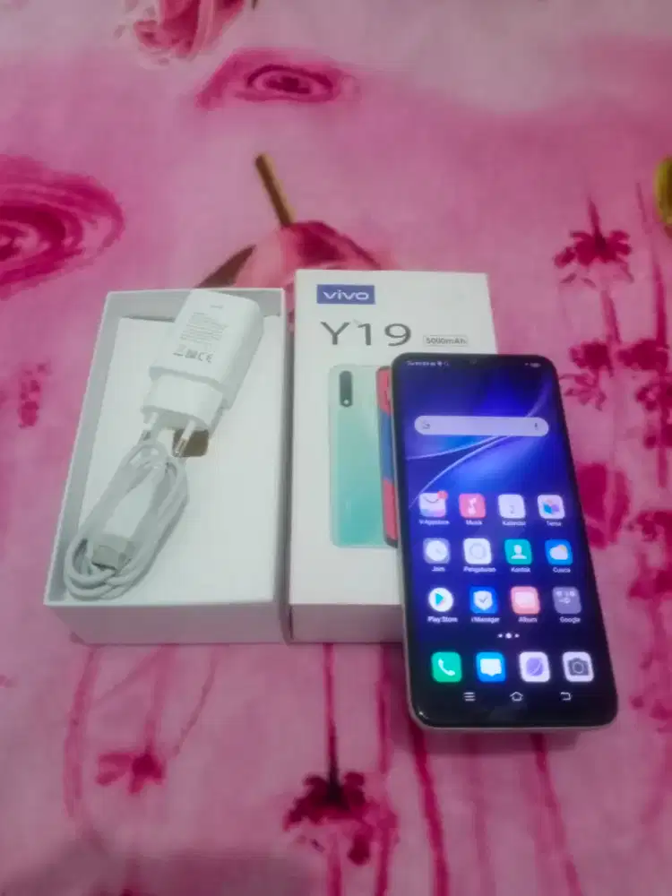 VIVO Y19 Ram 8GB fulset warna biru