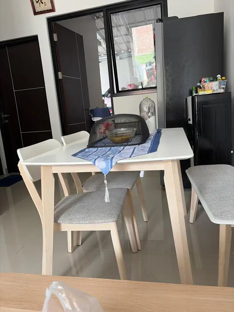 Dining Set ex informa