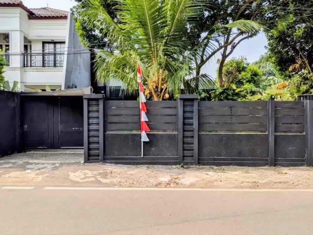 Rumah di Komplek Perdagangan, Veteran Bintaro Pesanggrahan