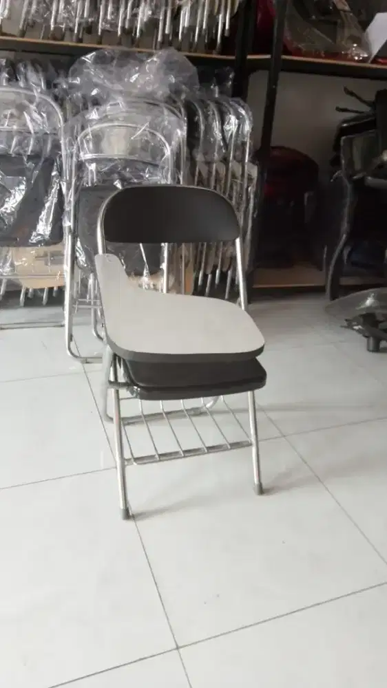 Kursi lipat kuliah terbaik