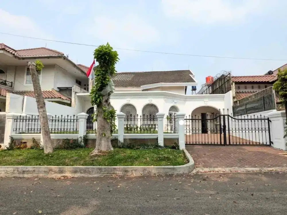 Rumah di Pondok Indah Jakarta Selatan