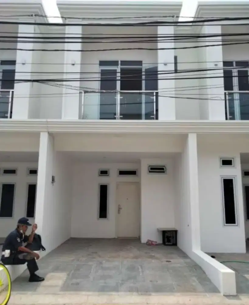 Rumah mewah dijual di cempaka putih under 2M dekat Yarsi jakarta pusat