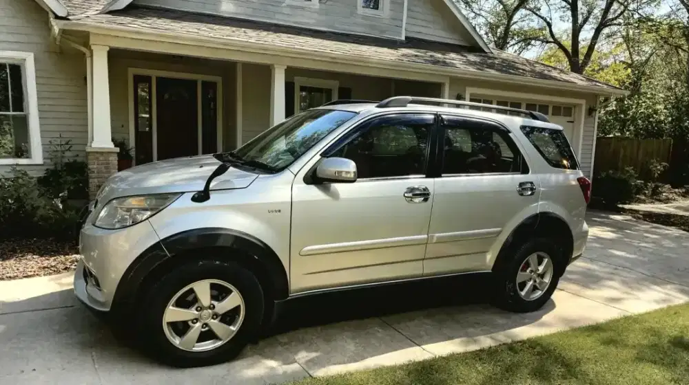 Toyota rush tipe G manual 2010