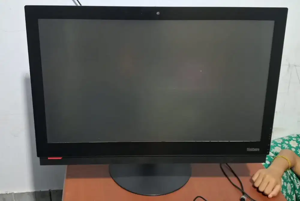 PC AIO LENOVO 24 in