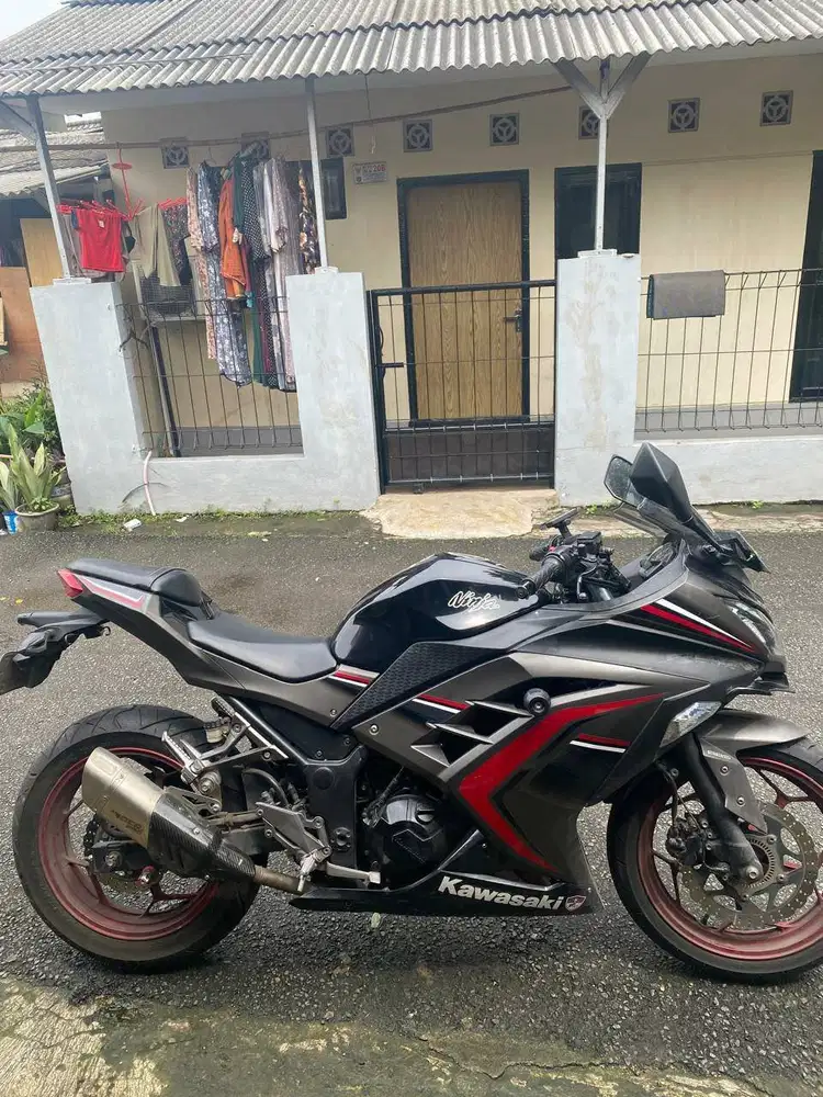 Dijual Kawasaki Ninja 250 SE ABS Tahun 2016 – LDT Edition