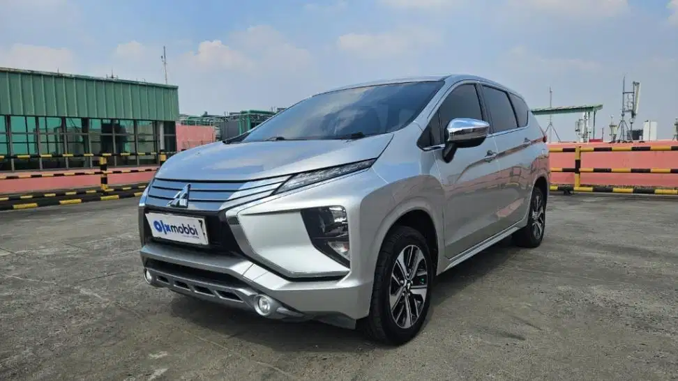 Pajak Panjang - Mitsubishi Xpander 1.5 Ultimate Bensin-AT 2019