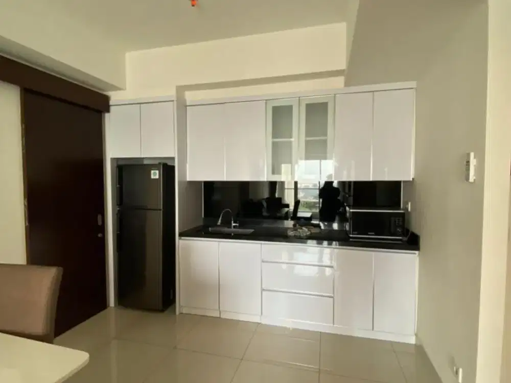 Disewakan apartemen 3br furnish di The Kensington Royal Suites - Kelapa Gading