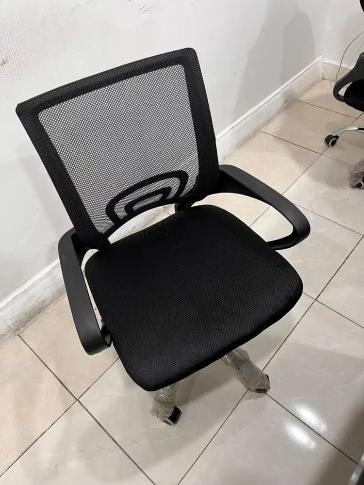 Kursi Kerja / Kursi Kantor