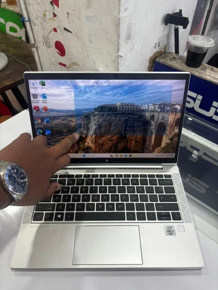 Hp Elitebook 830 G7 Touch/ Intel Core i5/ Ram 16 Gb/ Ssd 256 Gb