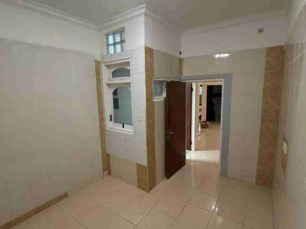 Dijual Rumah Kedinding Tengah Kenjeran Surabaya SHM Siap Huni Bebas Banjir