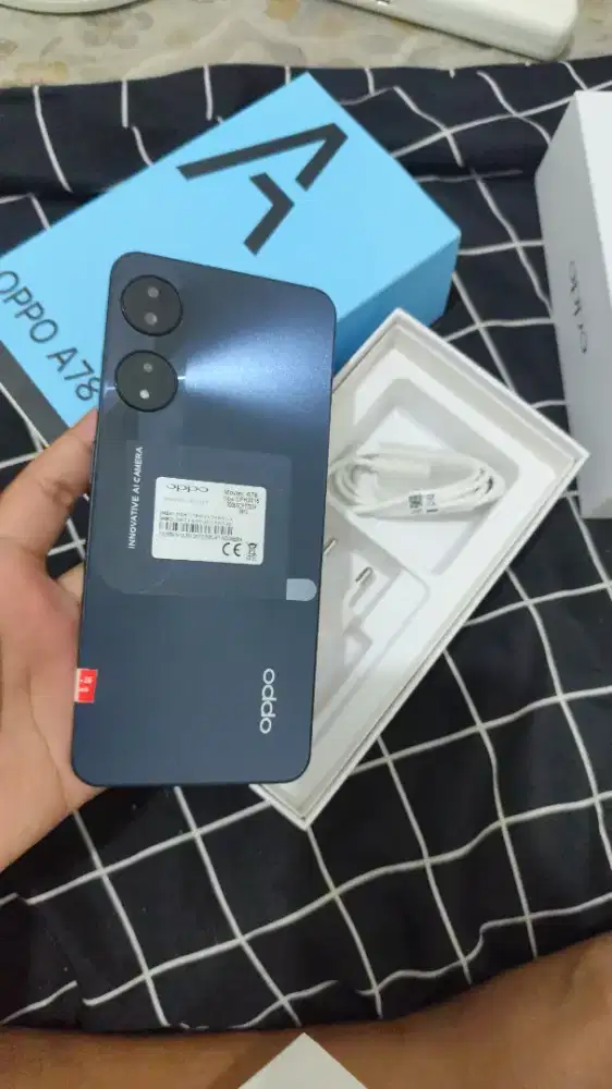 Oppo a78 5g 8/256 fullset baru