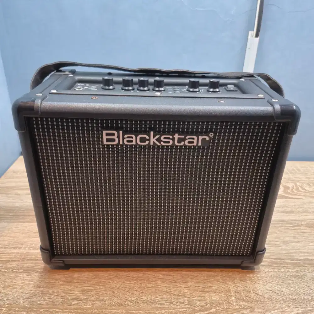 BLACKSTAR ID CORE STEREO 10 — AMPLIFIER GITAR 10W