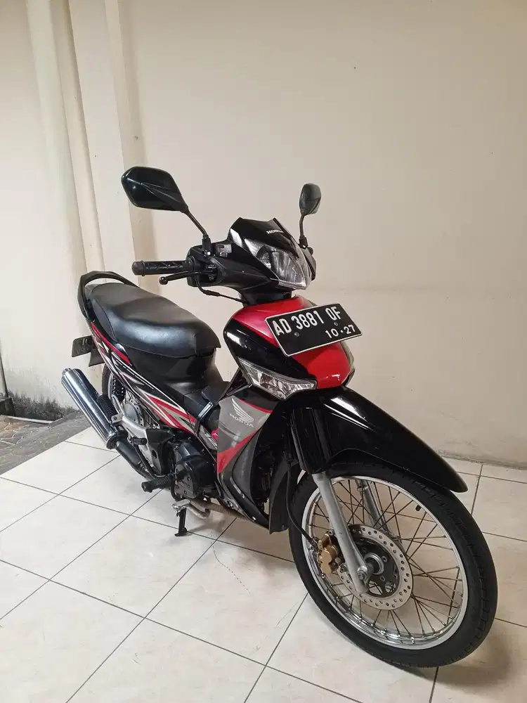 Honda SupraX 125 2012