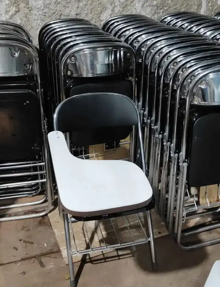 Agen kursi lipat kuliah rekondisi