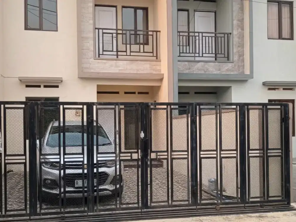 Rumah Baru 2 Lantai Siap Huni Di Turangga