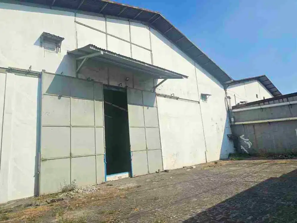 pergudangan osowilangun permai kota surabaya dekat pelabuhan