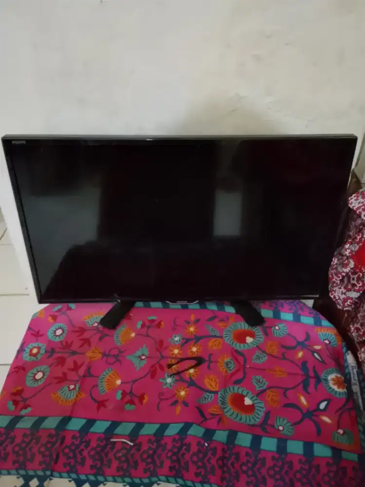 Di Jual Tv merek Sharp