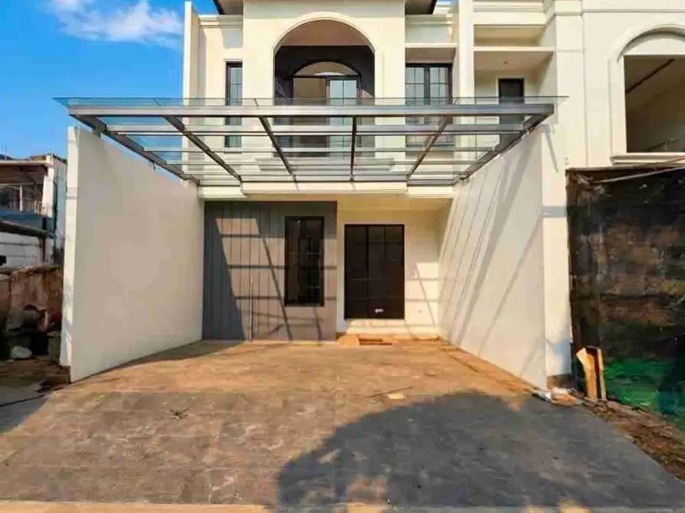 AMERICAN CLASSIC HOUSE FOR SALE KOMPLEK BILLYMOON JAKARTA TIMUR