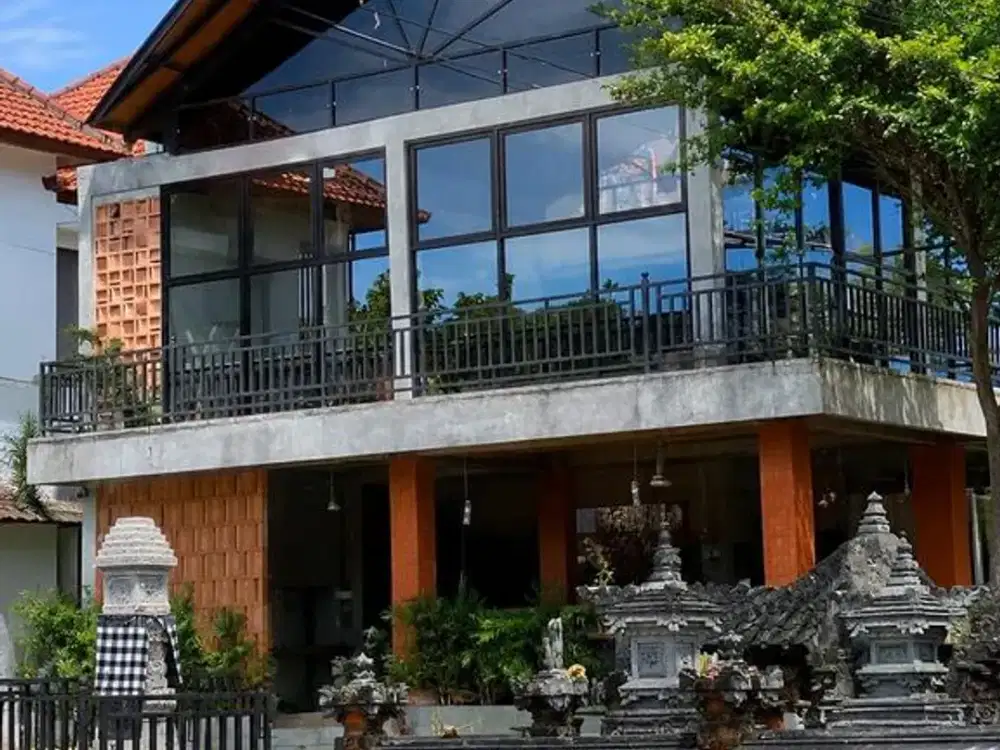 Bangunan Ex-Café 2 Lantai Disewakan di Canggu, Lokasi Strategis