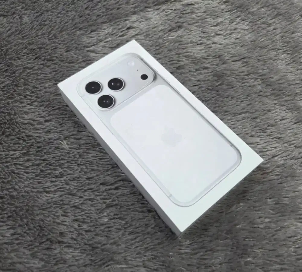 New Iphone 17Pro 256GB Silver