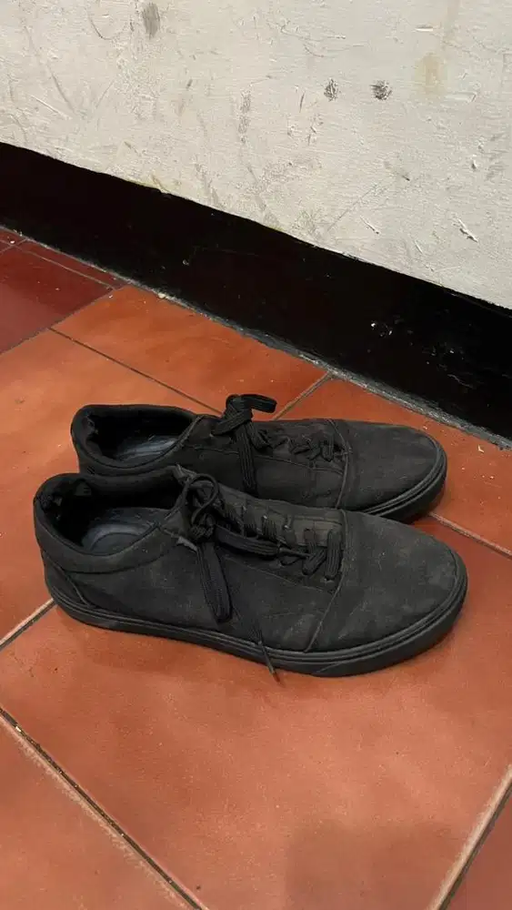 Sepatu Aerostreet
