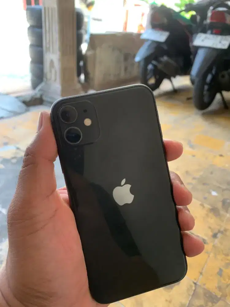IPHONE 11 64GB BLACK