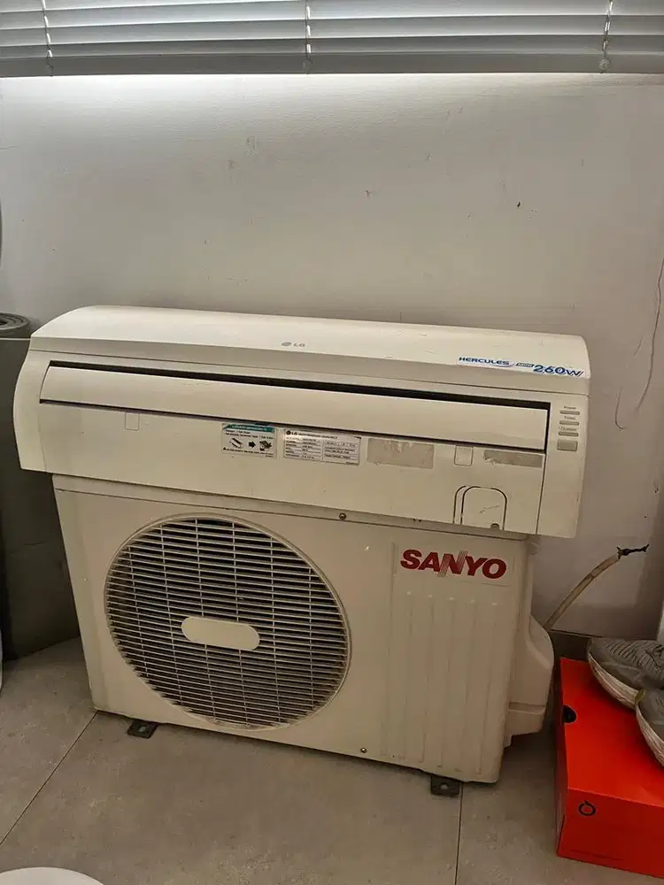 AC LG sanyo 0.5 PK bekas