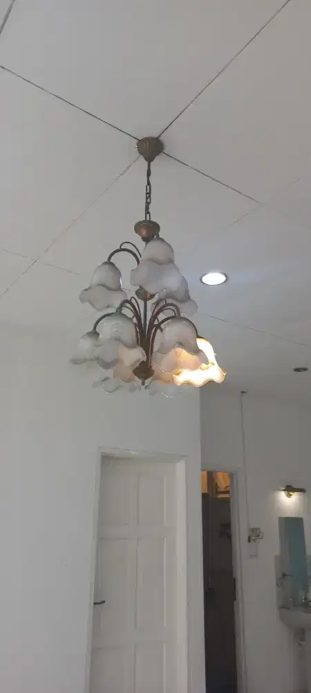 Lampu gantung, lampu antik