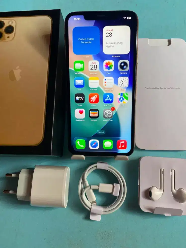 Iphone 11 pro max  256gb gold inter all operator fulset mulus no minus