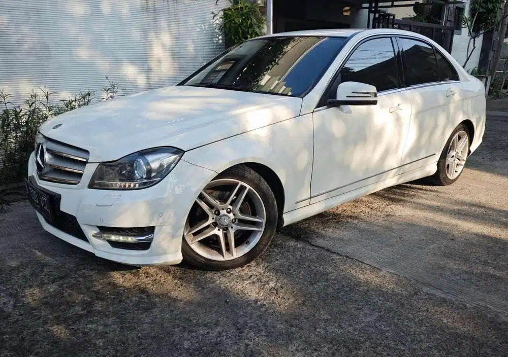 Mercedes-Benz C250 2013 Bensin