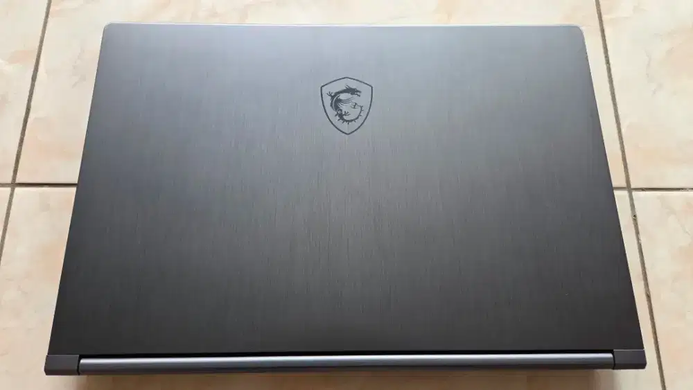 Laptop MSI Modern 14 A10RB