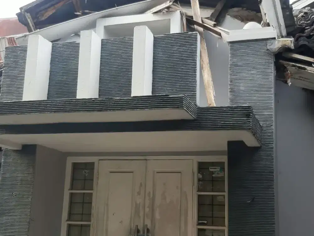 Rumah Hitung Tanah Perlu Renovasi Total Di Graha Bintaro VA-19090