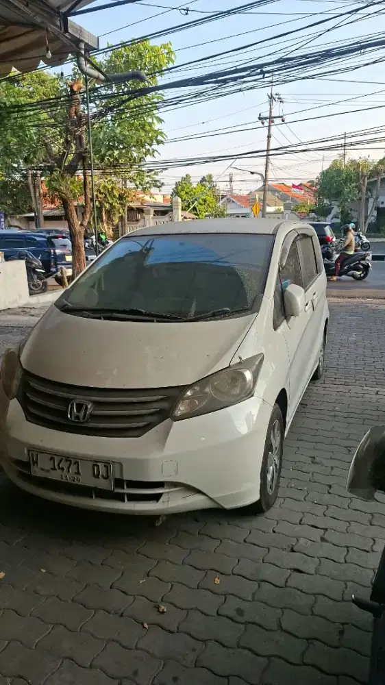 Di jual Honda Freed 2012 type E PSD