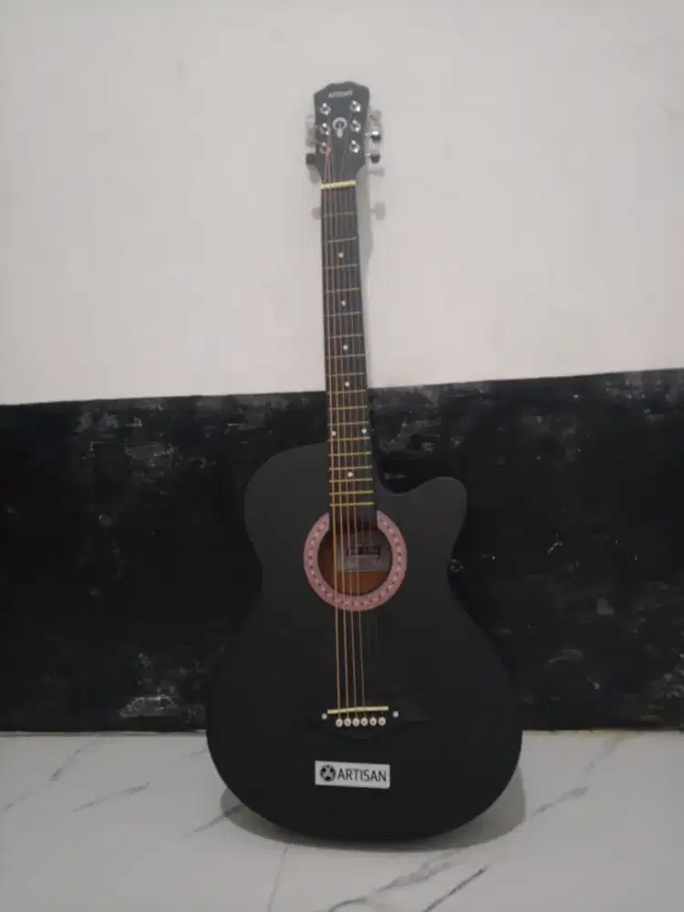 Jual Gitar Accoustic artisan