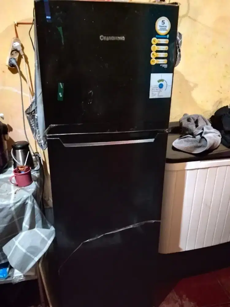 Kulkas changhong 2pintu