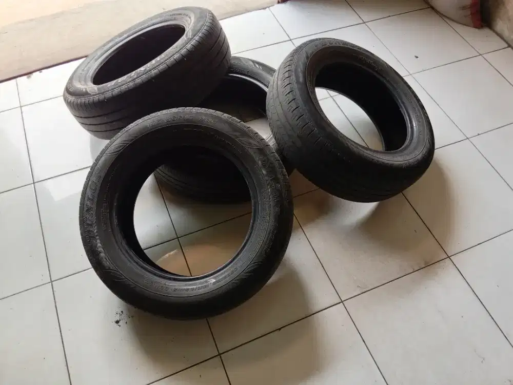 Ban bekas Dunlop