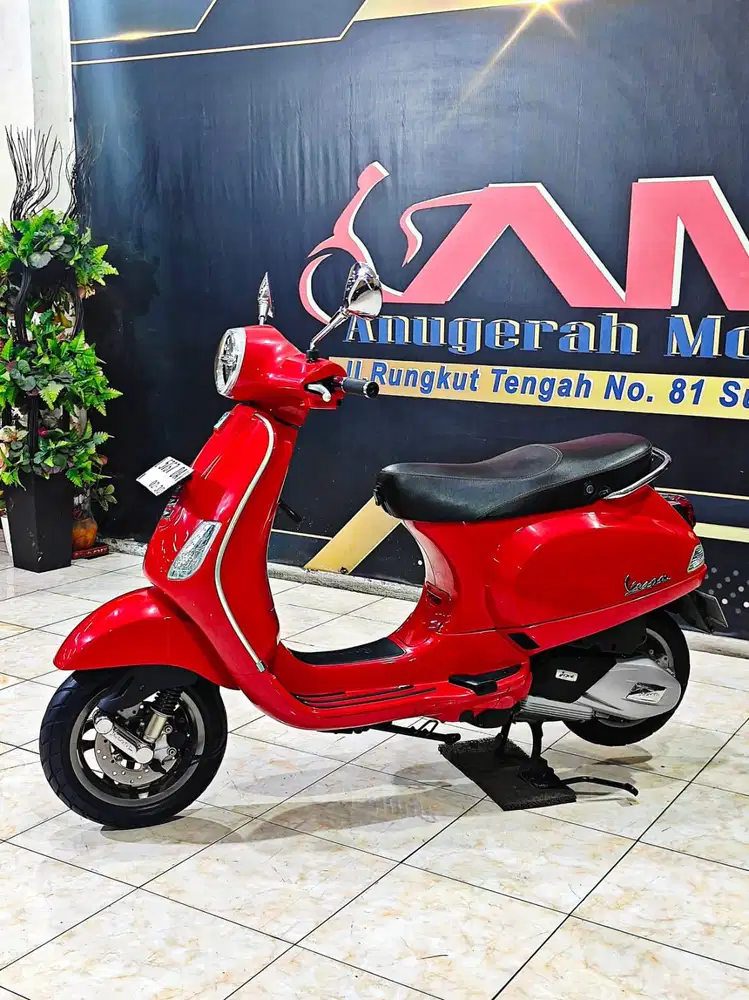Piaggio Lx 125cc I-gat Red Glossy th 2020. Anugerah motor rungkut