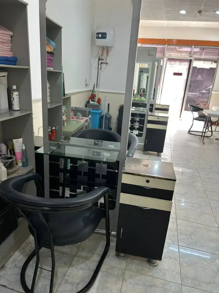 DIJUAL FURNITURE SALON MURAH ALL IN 2.000.000